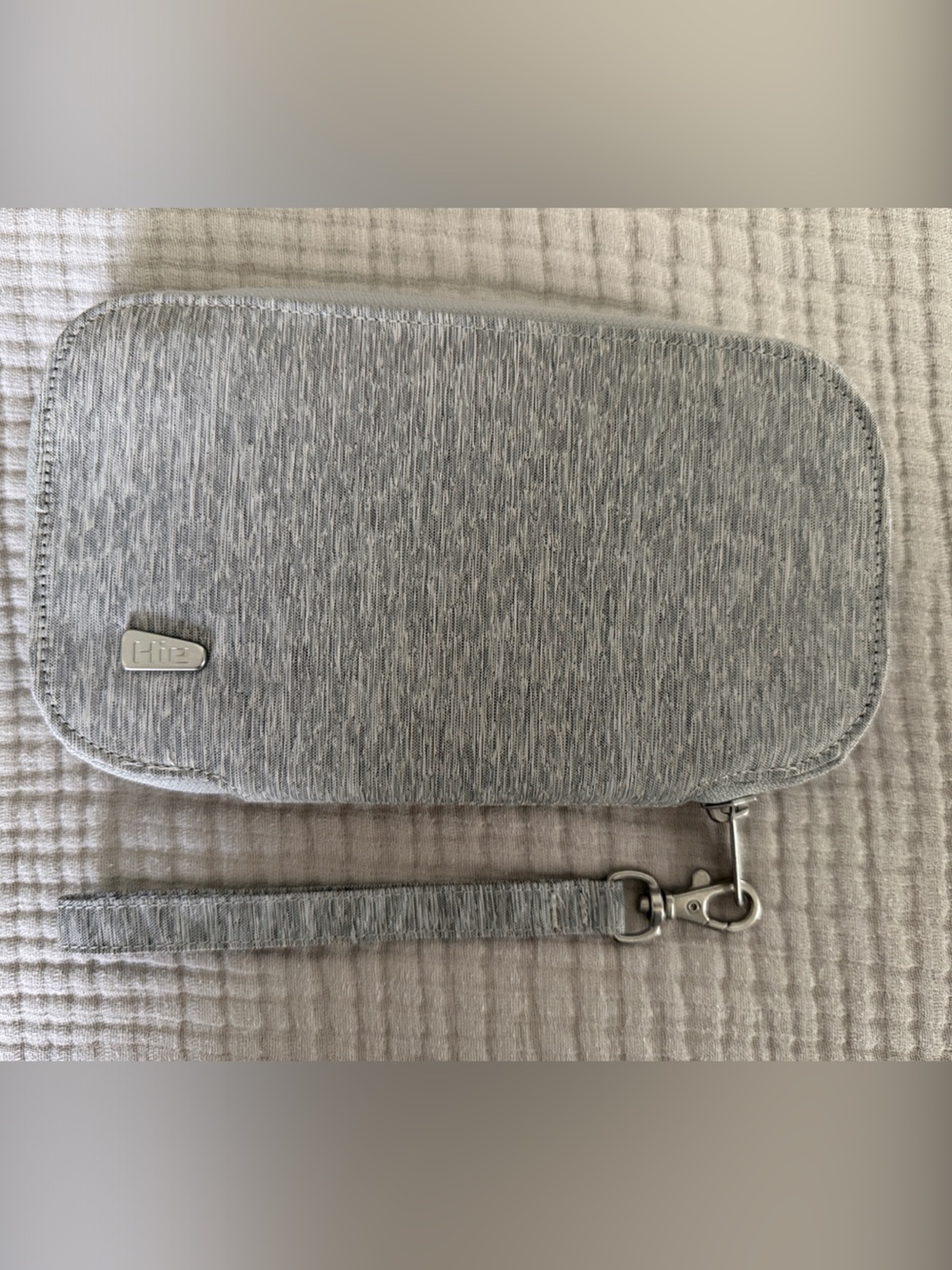 Hie by Grovia Gray Fabric Wallet Phone Case with Detachable Strap